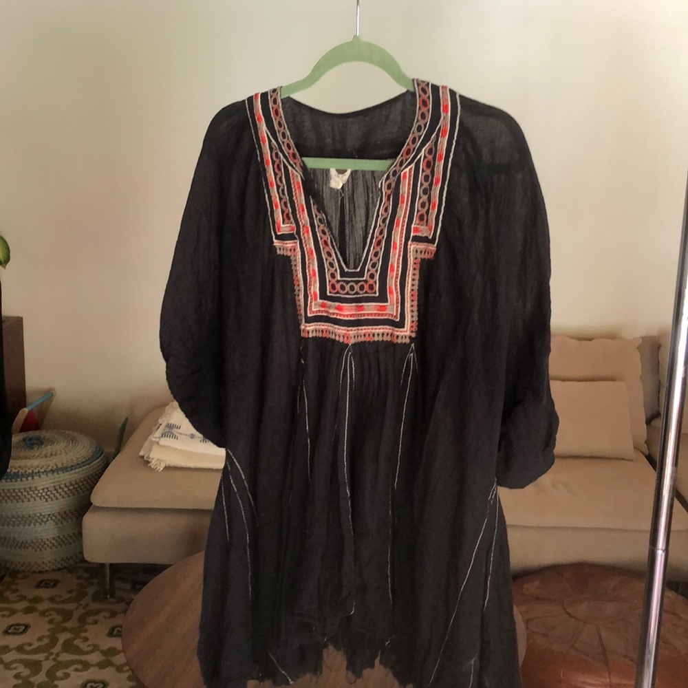 Very pretty Free People dress/tunic.